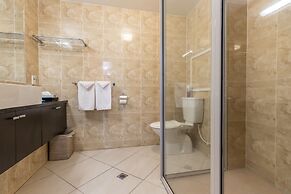 Moana Sands Beachfront Villas