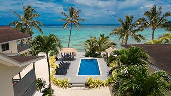 Moana Sands Beachfront Villas