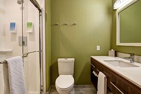 Home2 Suites by Hilton West Edmonton, Alberta, Canada