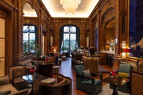 The Peninsula Paris