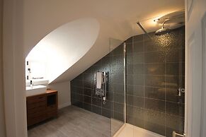 Andover House Hotel & Restaurant - Adults only