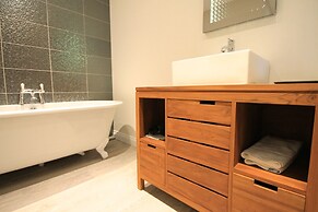 Andover House Hotel & Restaurant - Adults only