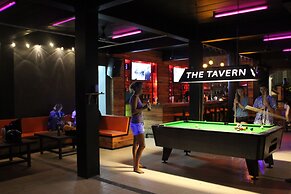 Asia Blue The Tavern Hacienda - Hostel