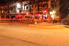 Asia Blue The Tavern Hacienda - Hostel