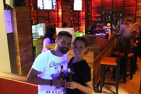 Asia Blue The Tavern Hacienda - Hostel