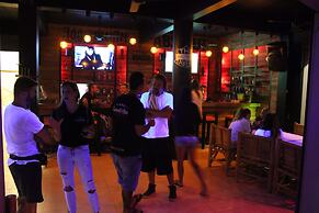 Asia Blue The Tavern Hacienda - Hostel
