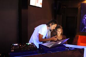 Asia Blue The Tavern Hacienda - Hostel