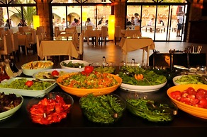 The Grand Üçel Hotel