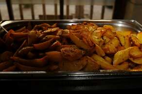 The Grand Üçel Hotel