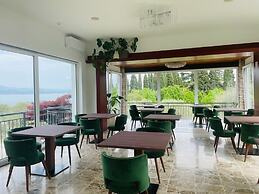 Hotel Mon Repos