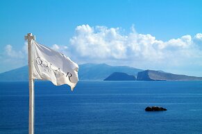 Onar Suites & Villas