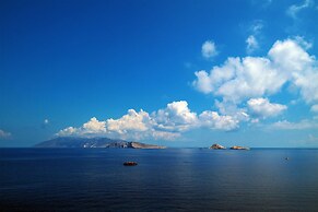 Onar Suites & Villas