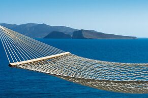 Onar Suites & Villas