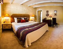 Mission Hill Casitas