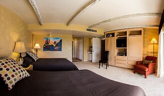 Mission Hill Casitas