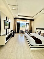 Sea Hawk Hill Resort - A Luxury Boutique Resort