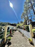 Sea Hawk Hill Resort - A Luxury Boutique Resort