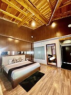 Sea Hawk Hill Resort - A Luxury Boutique Resort