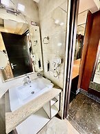 Sea Hawk Hill Resort - A Luxury Boutique Resort