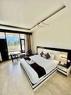 Sea Hawk Hill Resort - A Luxury Boutique Resort