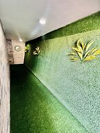 Sea Hawk Hill Resort - A Luxury Boutique Resort