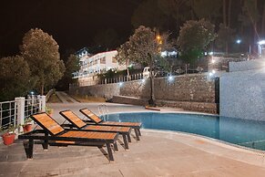 Sea Hawk Hill Resort - A Luxury Boutique Resort