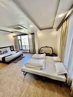 Sea Hawk Hill Resort - A Luxury Boutique Resort