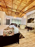 Sea Hawk Hill Resort - A Luxury Boutique Resort