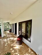 Sea Hawk Hill Resort - A Luxury Boutique Resort