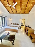 Sea Hawk Hill Resort - A Luxury Boutique Resort