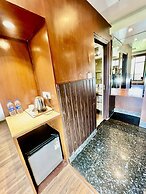 Sea Hawk Hill Resort - A Luxury Boutique Resort