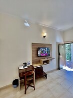 Sea Hawk Hill Resort - A Luxury Boutique Resort