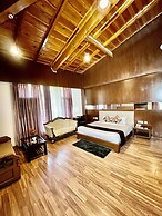 Sea Hawk Hill Resort - A Luxury Boutique Resort