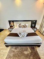 Sea Hawk Hill Resort - A Luxury Boutique Resort