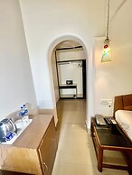 Sea Hawk Hill Resort - A Luxury Boutique Resort