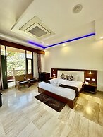 Sea Hawk Hill Resort - A Luxury Boutique Resort