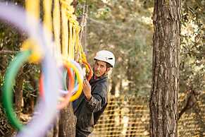 Sea Hawk Hill Resort - A Luxury Boutique Resort