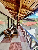 Sea Hawk Hill Resort - A Luxury Boutique Resort