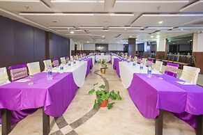 Sea Hawk Hill Resort - A Luxury Boutique Resort