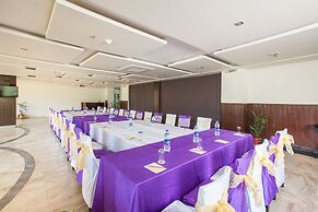 Sea Hawk Hill Resort - A Luxury Boutique Resort