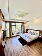 Sea Hawk Hill Resort - A Luxury Boutique Resort