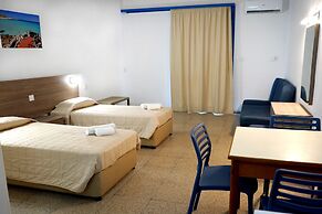 Green Bungalows Hotel Apartments