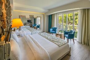 Dedeminn Marina Hotel