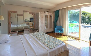 Dedeminn Marina Hotel