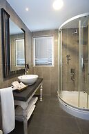 Dedeminn Marina Hotel