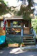 Hinckley's Dreamwood Cottages