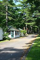 Hinckley's Dreamwood Cottages