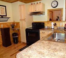 Hinckley's Dreamwood Cottages