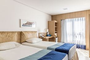 iu-á Hotel