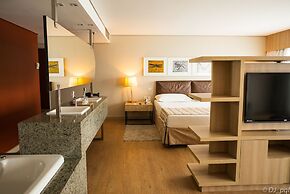 iu-á Hotel